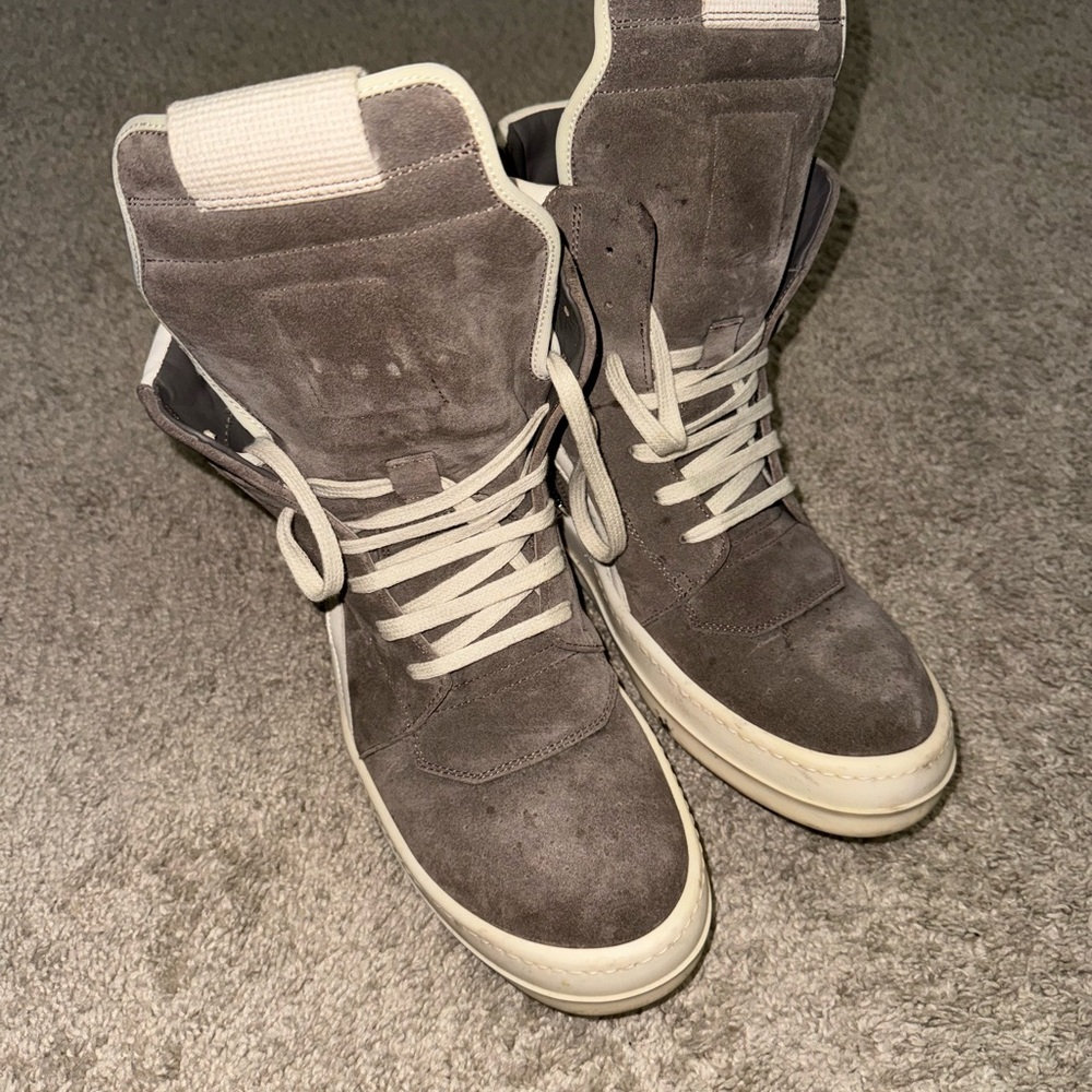 Rick Owens Gray Suede High-Top Sneakers with Cream Accents - Picture 10 of 11